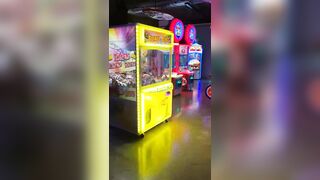 Caught Public Sex: Arcade photo booth fun #2