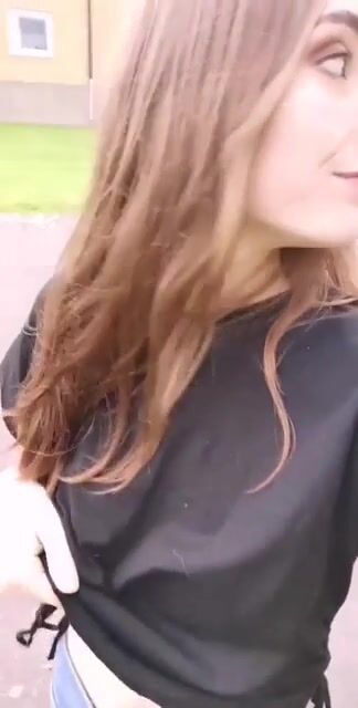 Wanted to give my neighbours a little show before class starts ????