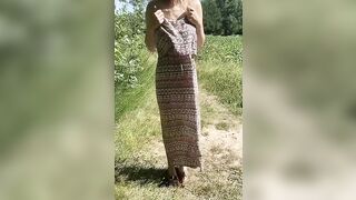 Risky Situations: Who doesn‘t love a good sundress gif? #1