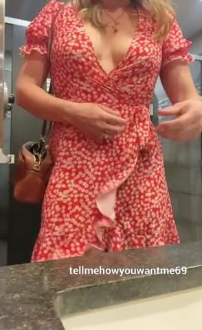 Who else is excited for sundress season?!