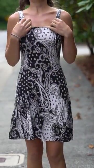 Flashing from the sidewalk!