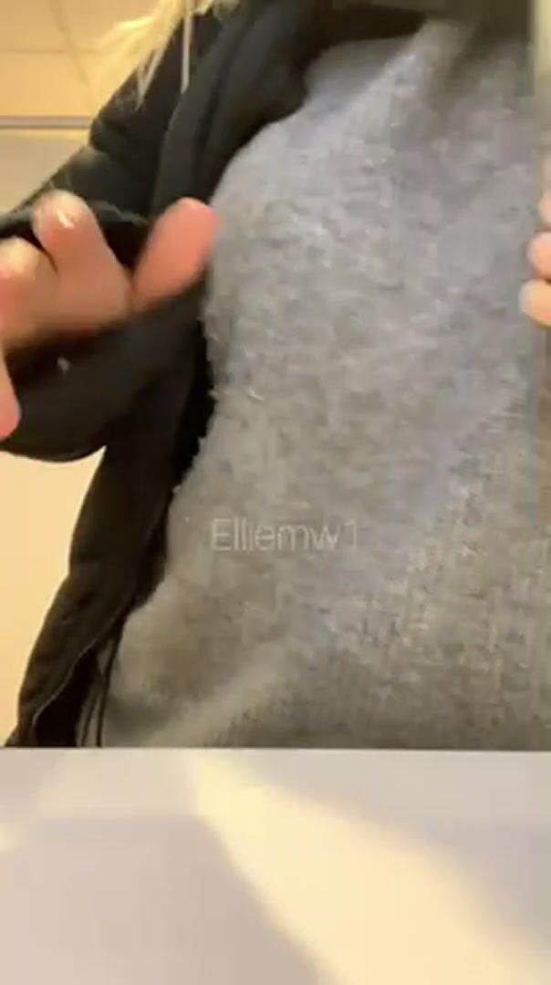 [F]irst post here. Flashing my DDD’s at the airport!