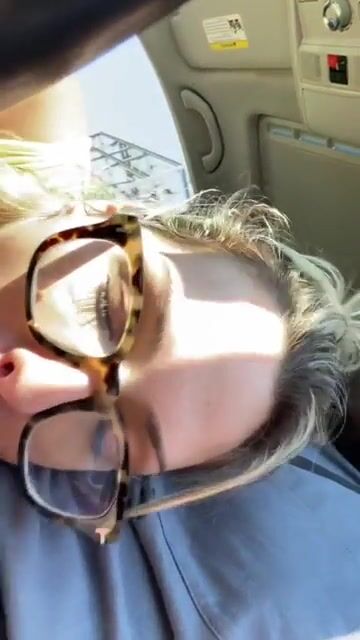 How else are we supposed to pass the time waiting for our dunkin ???? [f] [m]