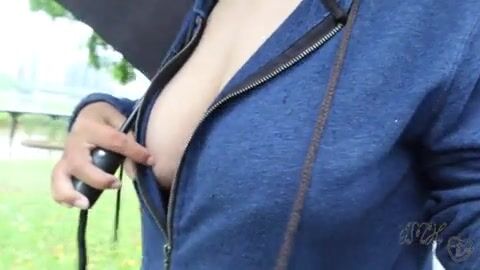 [F]lashing While Taking A Walk In The Park