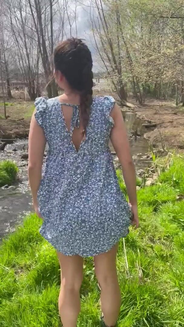 Panty peeling at the park!