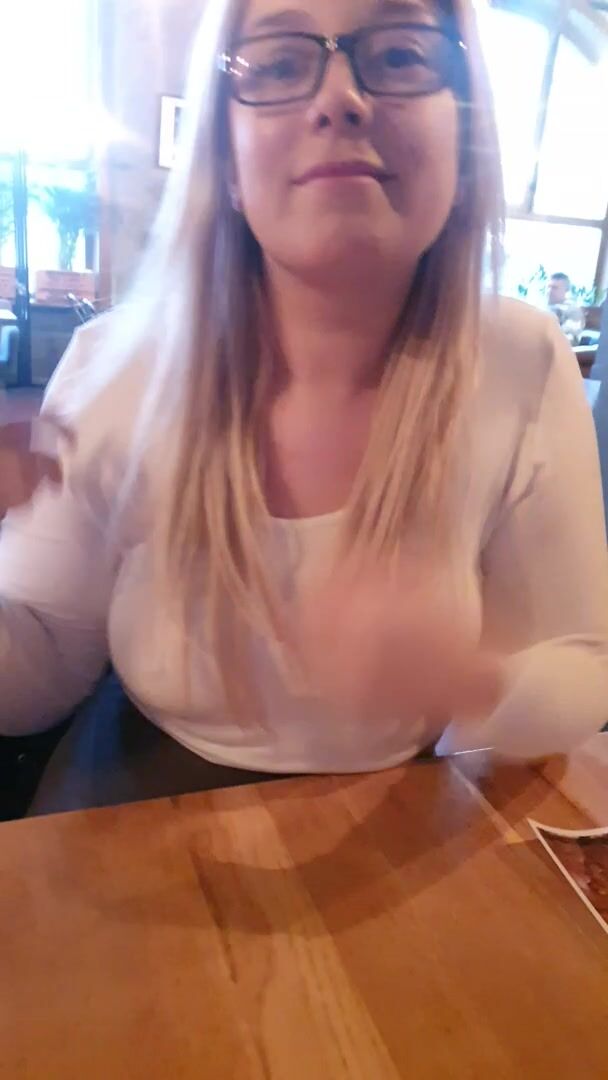 [F] I am sure guys behind me saw. I did this couple times during my meal in this restaurant