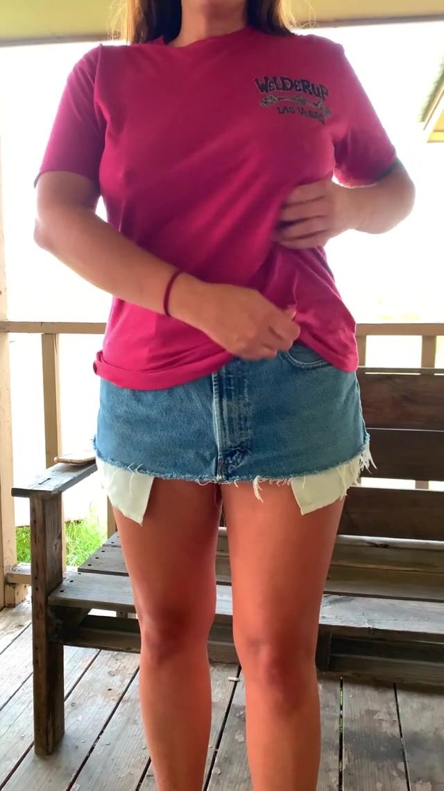 Putting on a show for you and my neighbors 31[F]