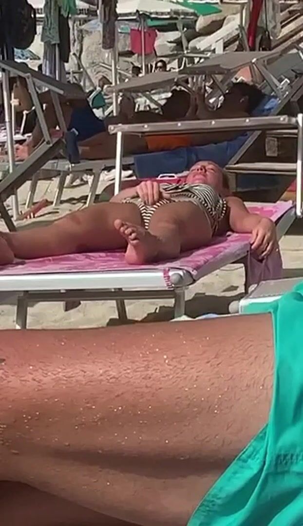 Does she really think no one will notice?