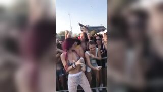 Festival and Rave Girls: Bella Thorne 2017 Billboard Hot 100 Festival #2