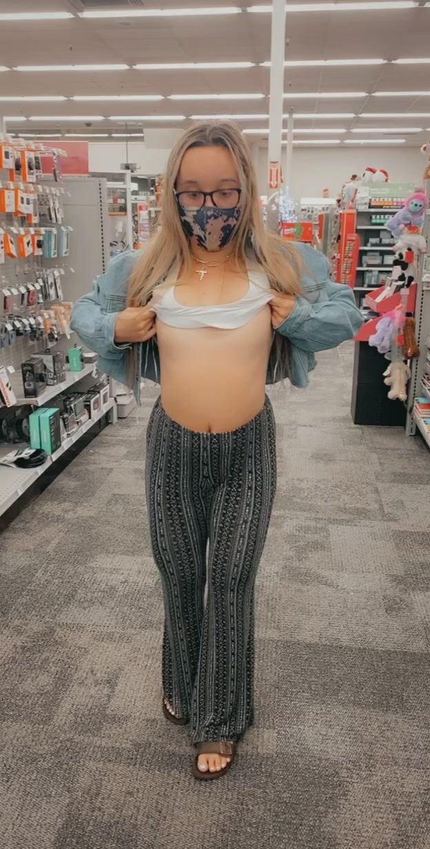 First post here! Flashing in CVS