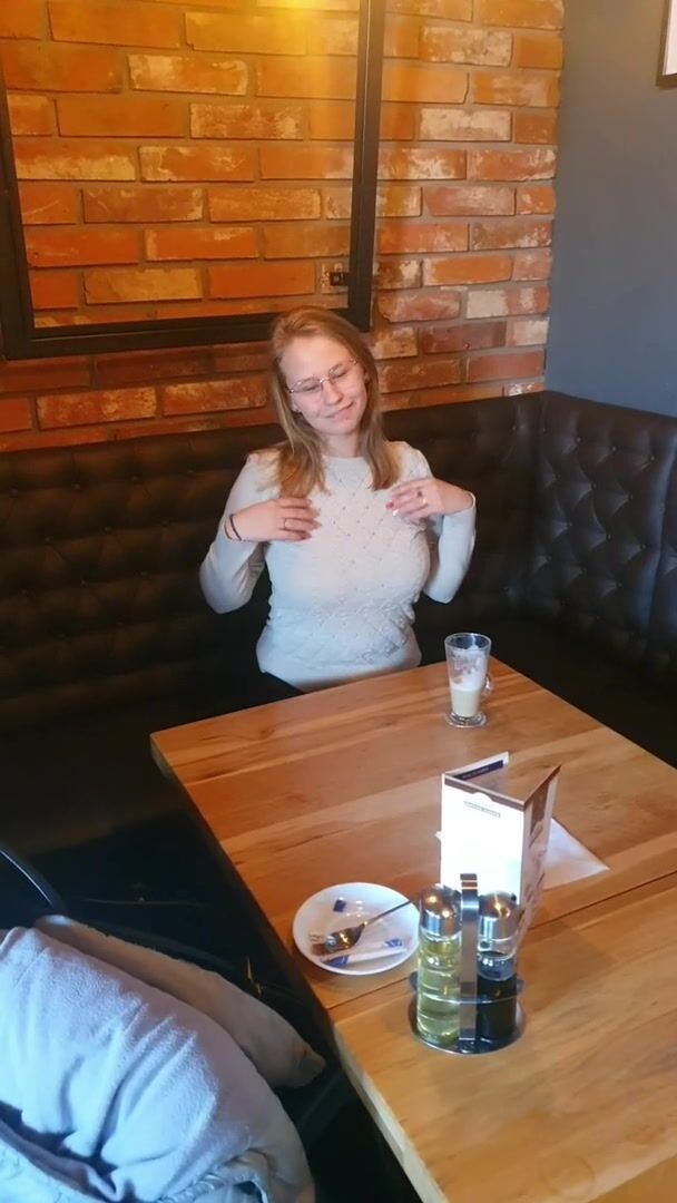 This is the kind of thing I do sometimes when I'm waiting for an order. Kisses