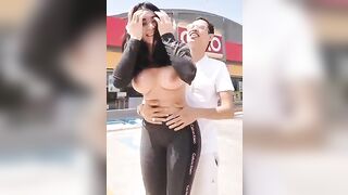 Exhibitionist Sex: BJ In Public №2 #4