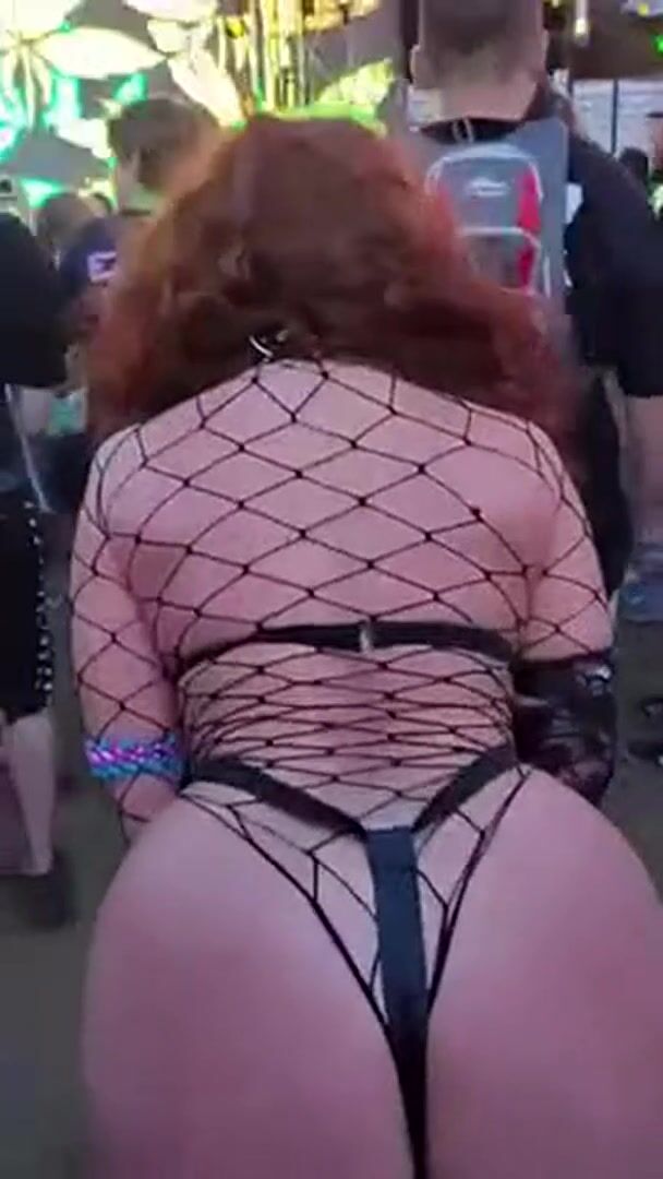 Kinky festival slut