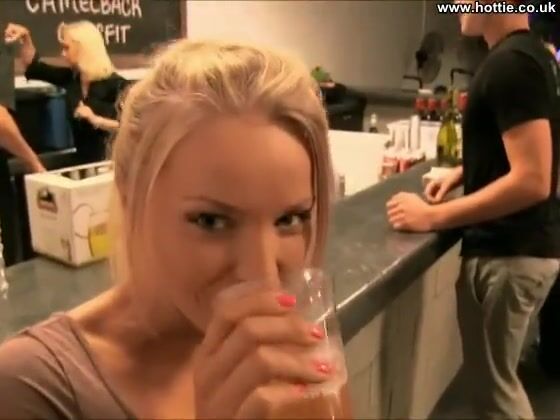 Hot chick in a bar shows everything