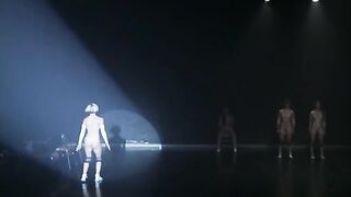 Naked on Stage: La Wagner 2 #1